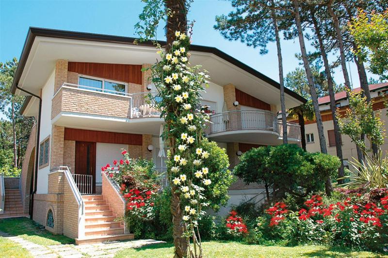 Villa Anny Линяно Сабиадоро Екстериор снимка